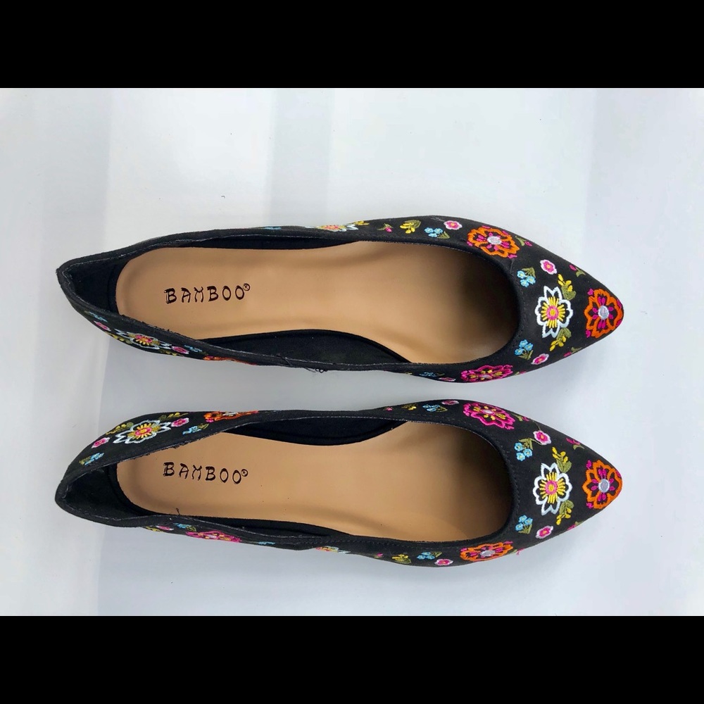 Bamboo Floral Embroidered Flats